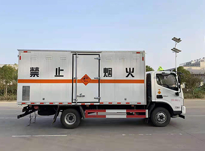 罗定爆破器材运输车